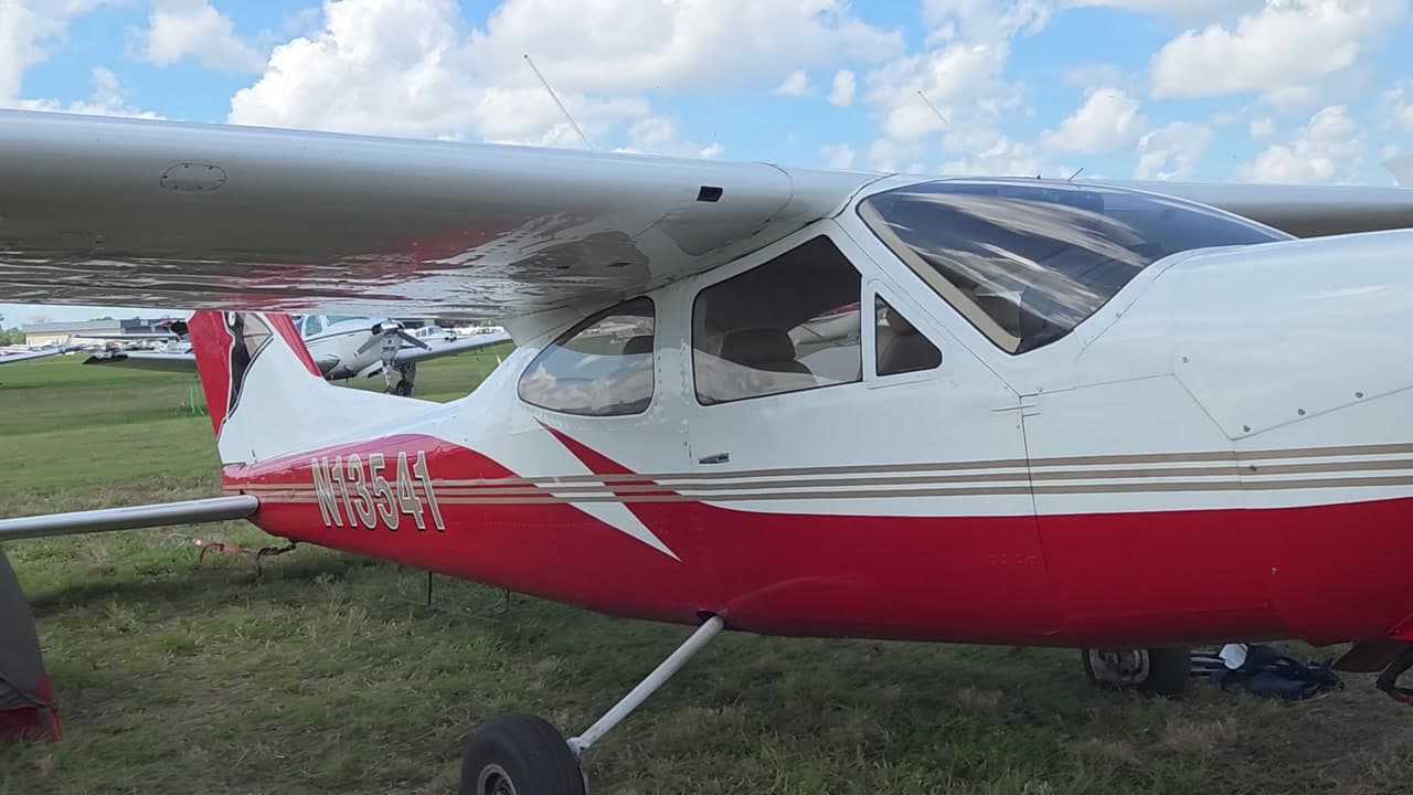 N13541 at KLAL
