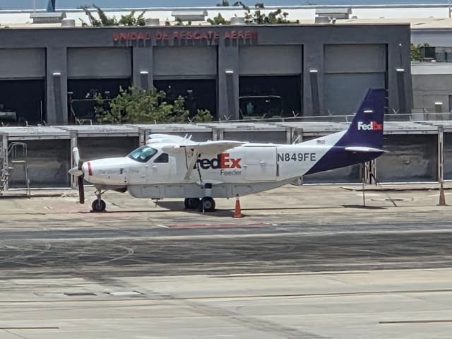 N849FE — Cessna 208B Grand Caravan