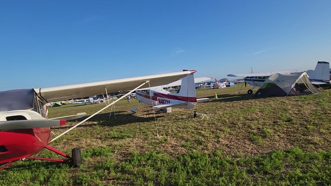 N4972A - Cessna 180 at KLAL
