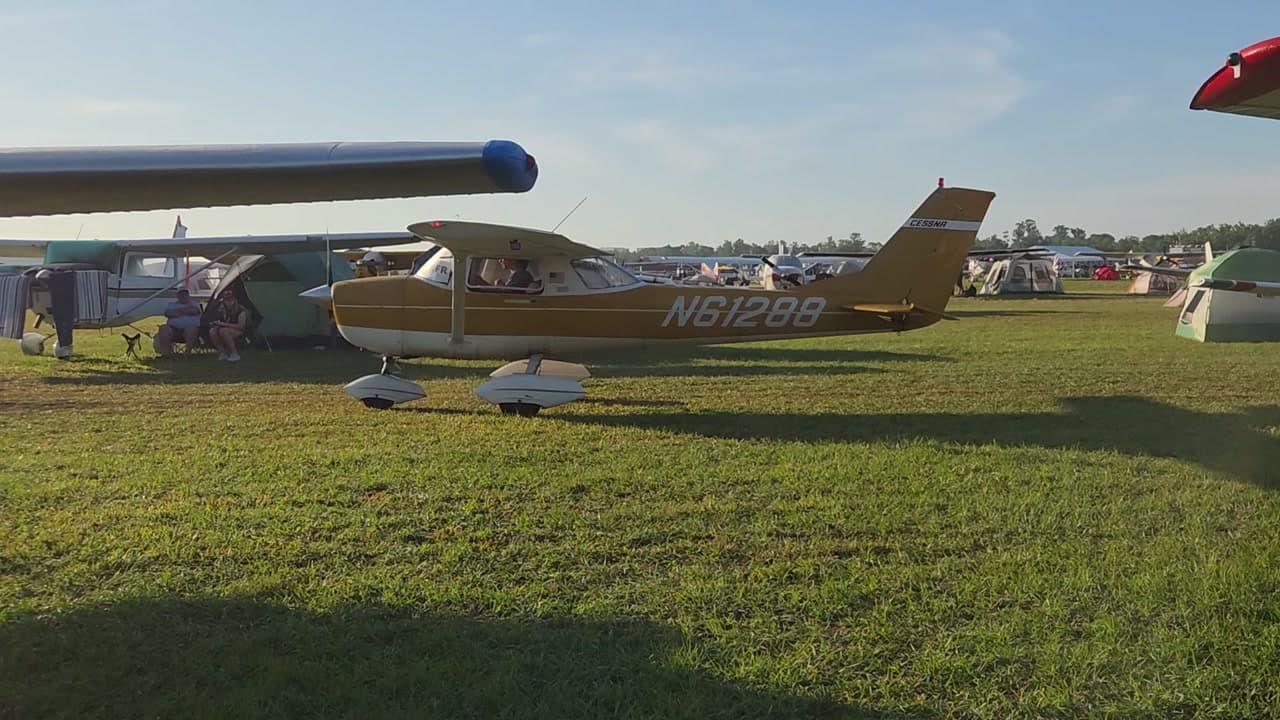 N61288 - Cessna 150J at KLAL