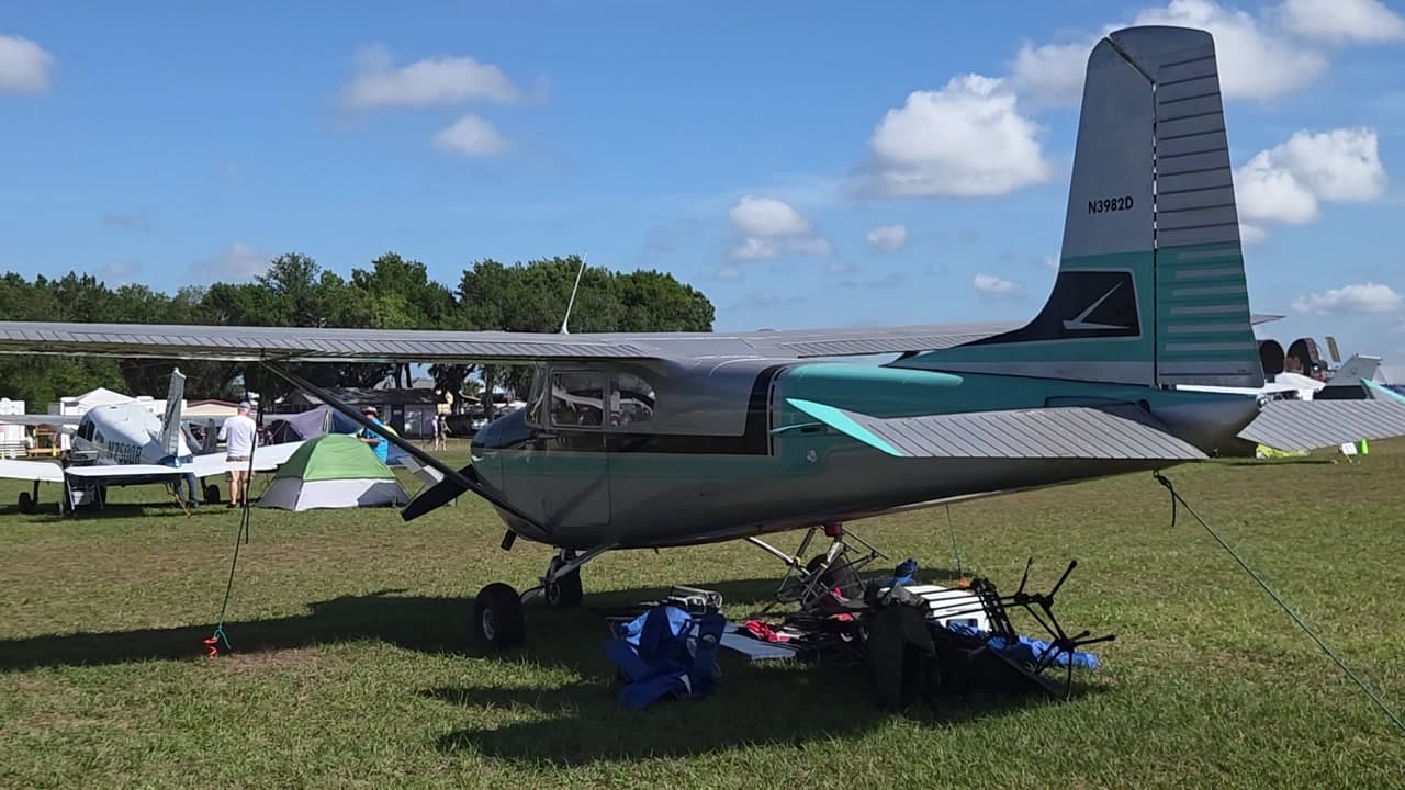 N3982D - Cessna 182A at KLAL