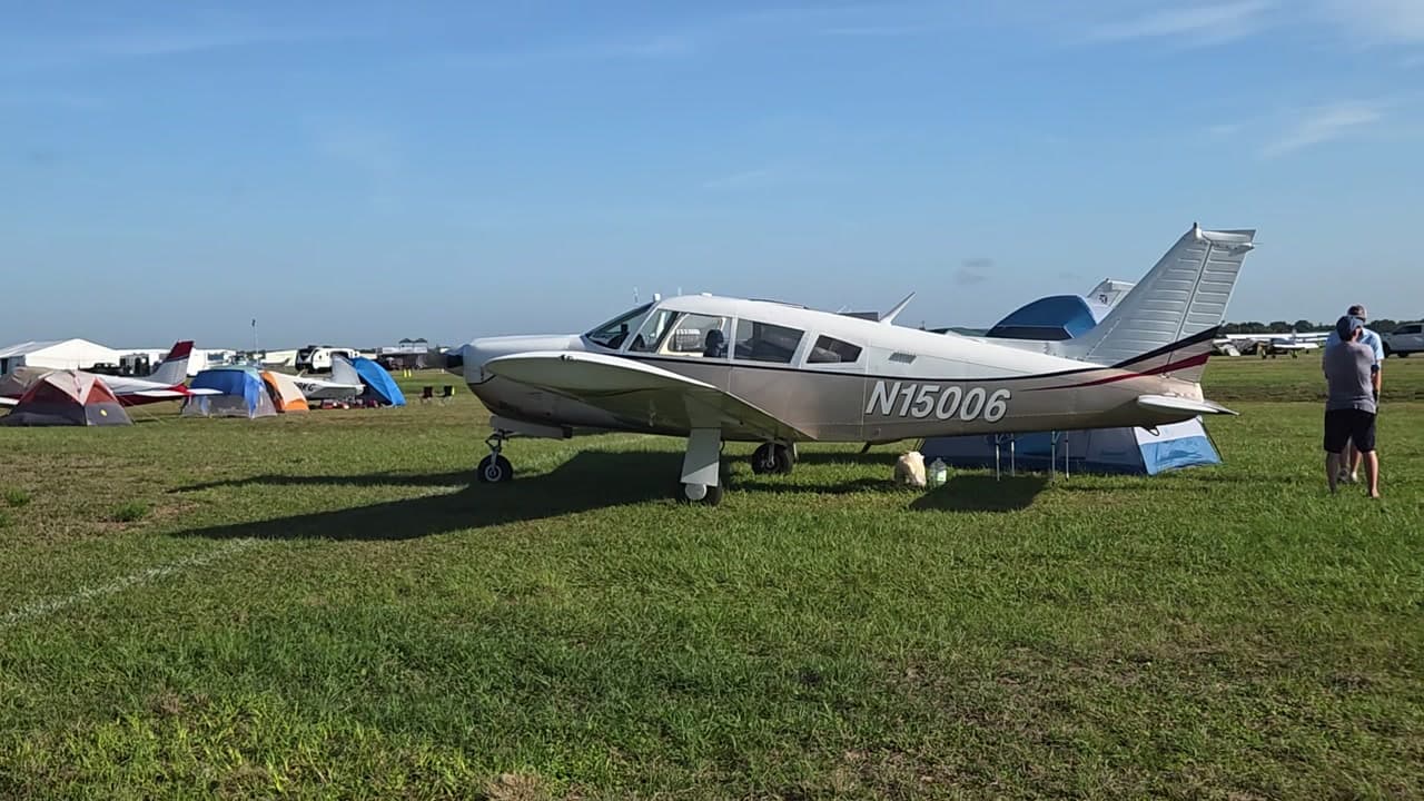 N15006 - Piper PA-28R-200 at KLAL