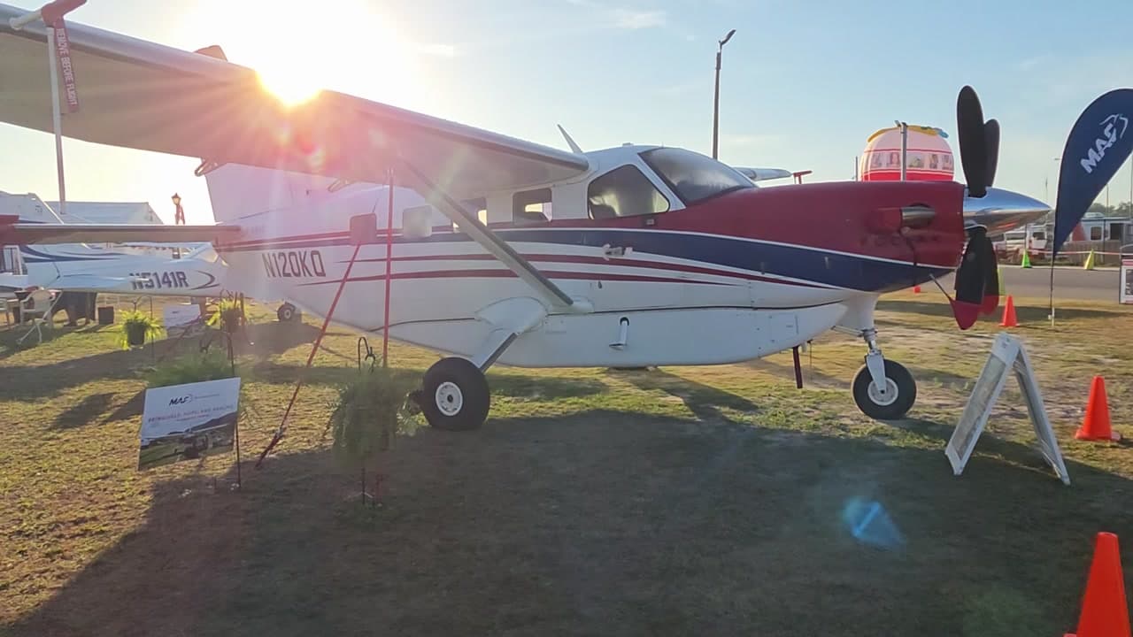N120KQ - Quest Aircraft Company Llc KODIAK 100 at KLAL