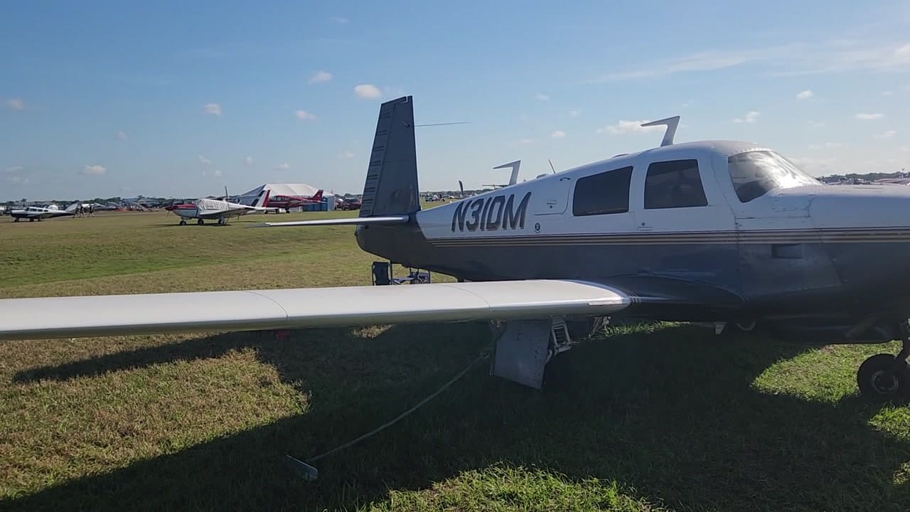 N310M - Cessna T310R at KLAL