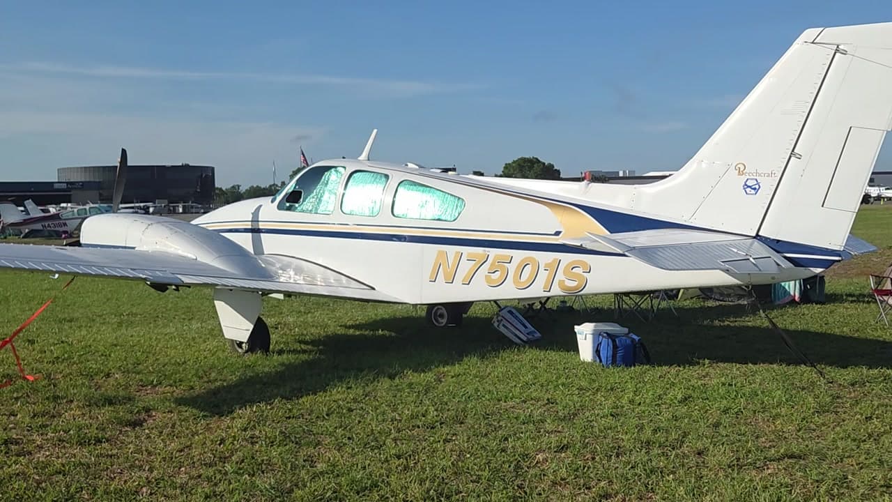 N7501S - Beechcraft 95-A55 at KLAL
