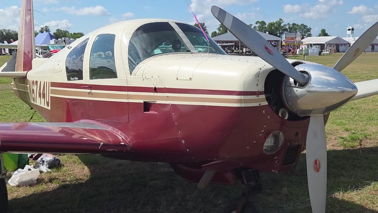 N6744U - Mooney M20D at KLAL