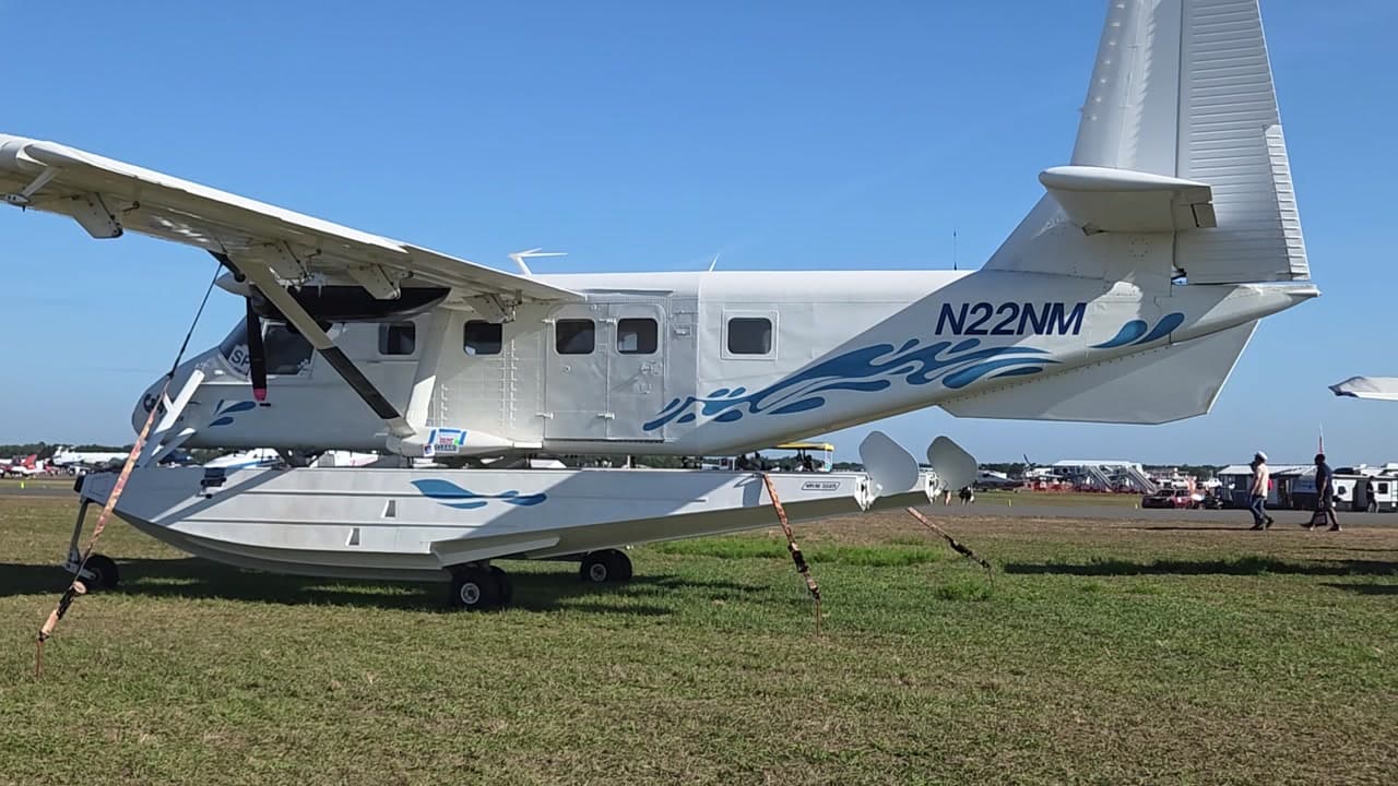 N22NM - Government Aircraft Factories N22B at KLAL