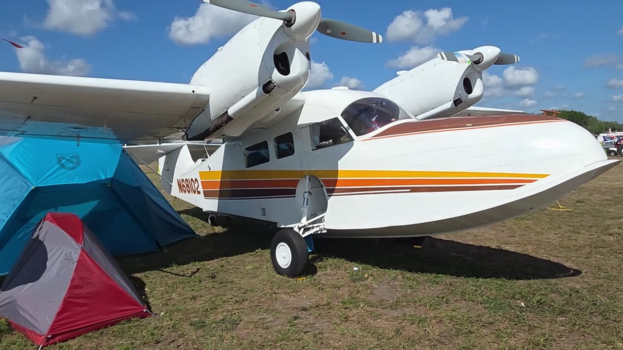 N68102 - Grumman G-44 at KLAL