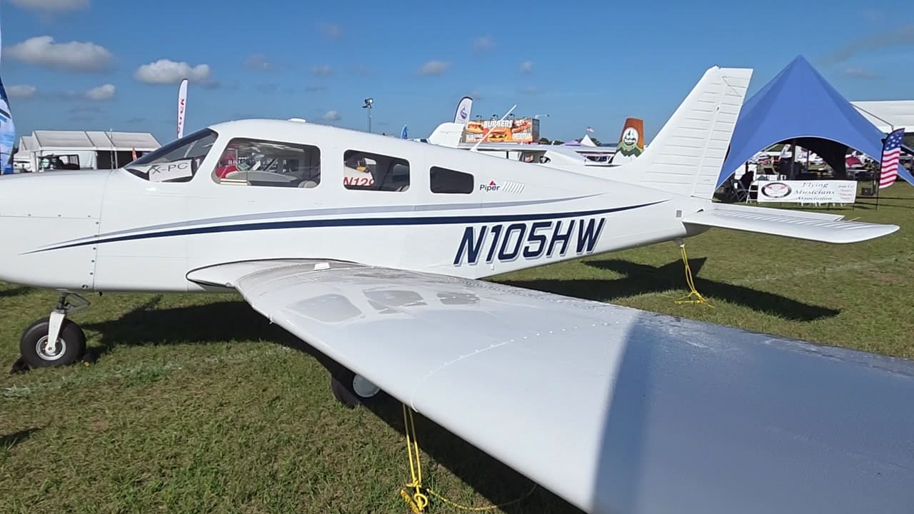 N105HW - Piper PA-28-181 at KLAL