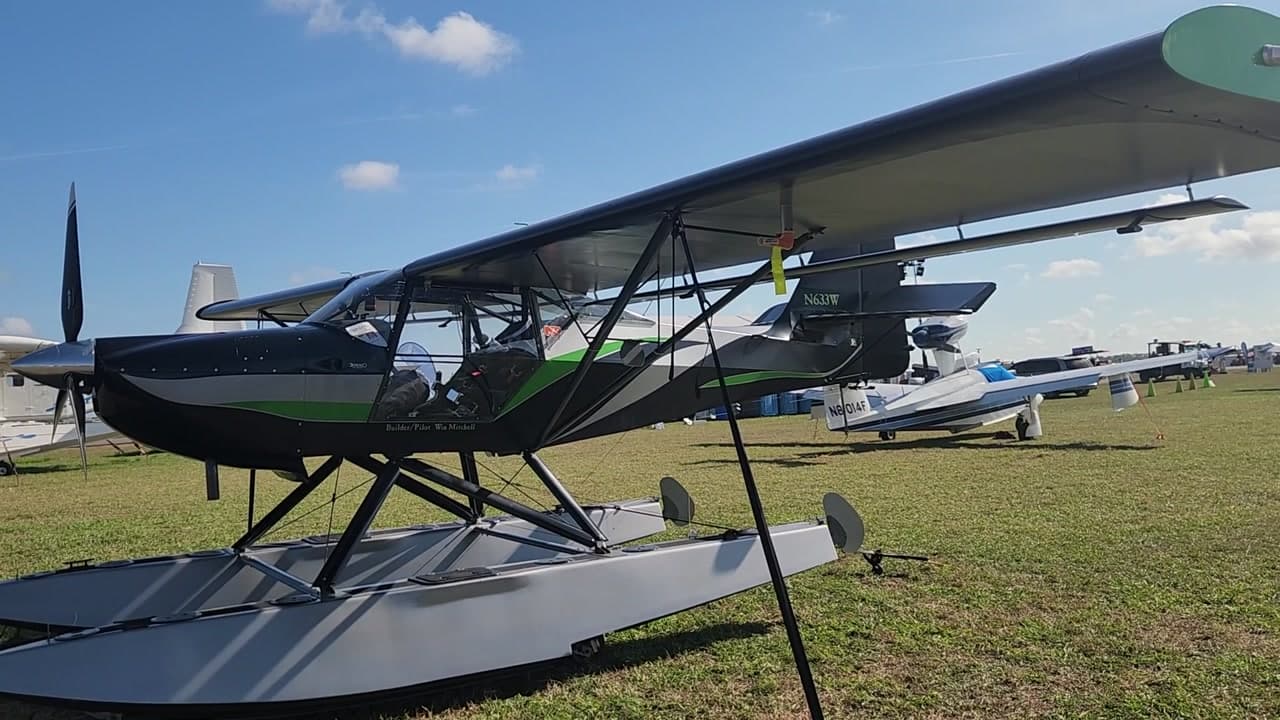 N633W - Edwin M Mitchell KITFOX S-7 STI at KLAL